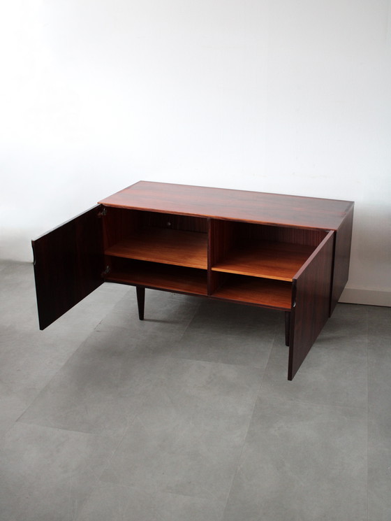 Image 1 of Vintage Deens dressoir in palissander (twee beschikbaar)