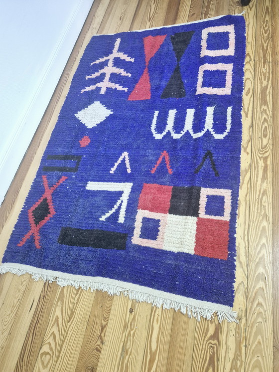 Image 1 of Magnificent Authentic Handmade Rug