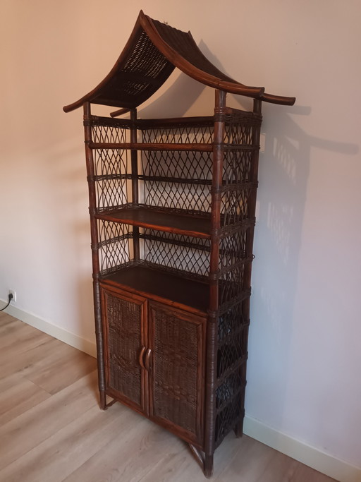 Pagoda de ratán de mediados de siglo