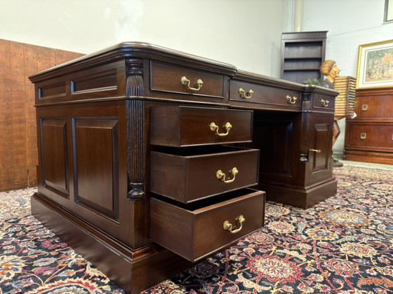 Scrivania da Partner Vintage Inglese Classica – Scrivanie, Leather, Wood (photo 13 of 20)