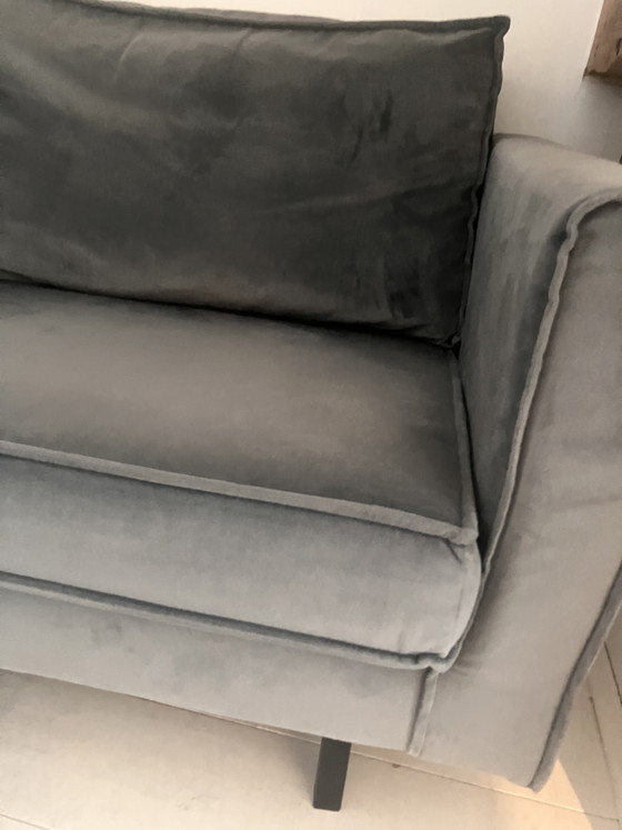 Image 1 of Canapé/fauteuil Sissy Boy deux places en velours gris-bleu