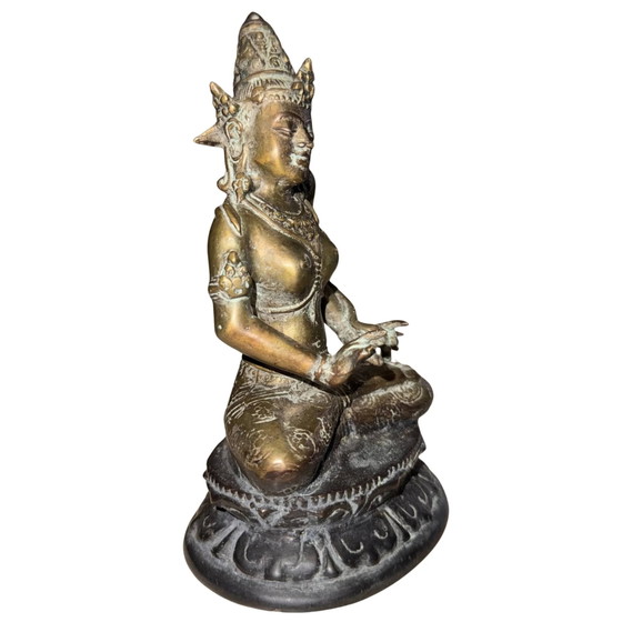 Raro Par Antiguo de Bodhisattvas de Bronce Macizo (Avalokiteshvara) – Estilo Pala-Nepalí – ca. Siglos (photo 7 of 10)