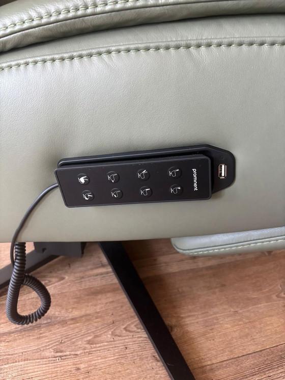 Image 1 of Silla de pie prominente