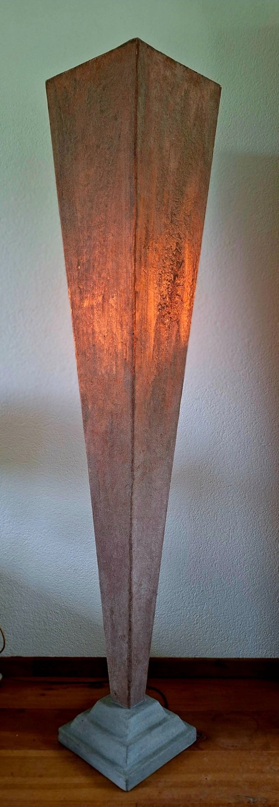 Carreno Angel Fermin - Floor lights Lamp - Polyester Fiber Lamp Spain – Carreño Angel Fermín, Fiberglass (photo 7 of 11)