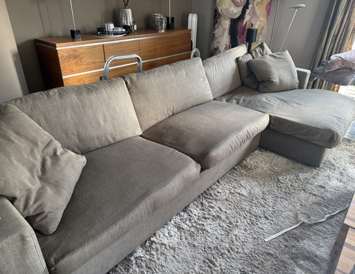 Divano Linteloo a 2,5 posti con chaise longue, pouf e 3 cuscini sfoderabili.