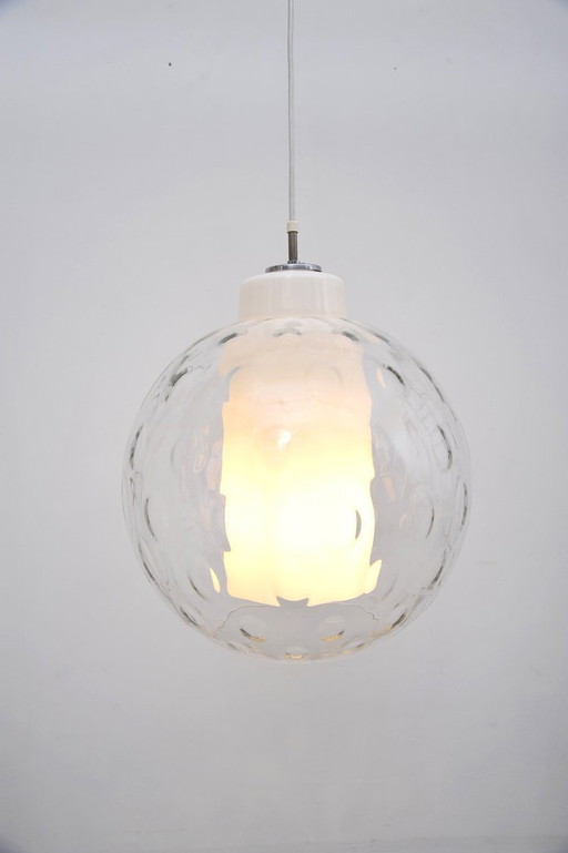 Lampe à suspension en verre de Peill & Putzler (années 1950)