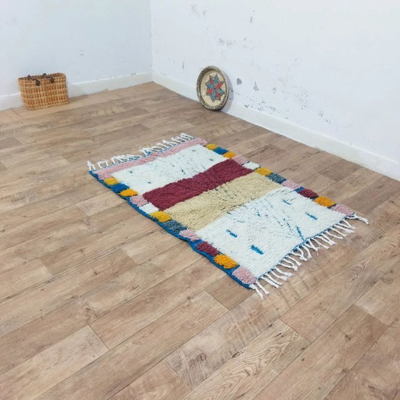 Image 1 of Elegant Berberkleed – Handgemaakt van natuurlijke wol (140 × 100 cm)