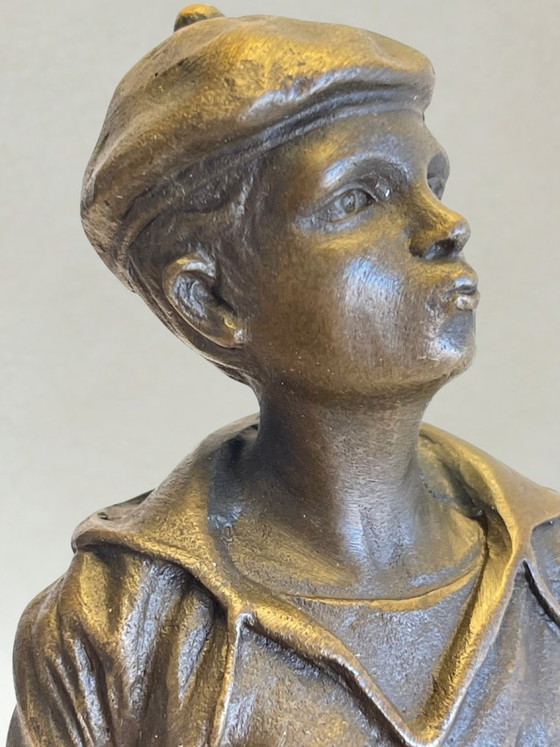 Image 1 of Scultura in bronzo – Piccolo mozzo che fischietta – Firmata V. Szczeblewski – 21 cm