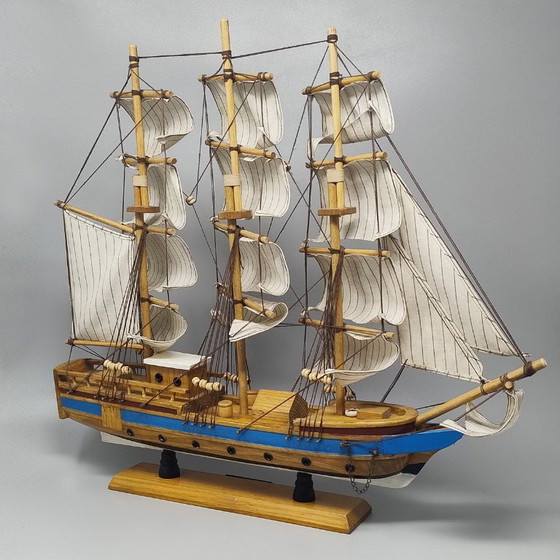Image 1 of 1970s Astonishing HMS Endeavour Model Ship. Hecha a mano. Fabricado en Inglaterra