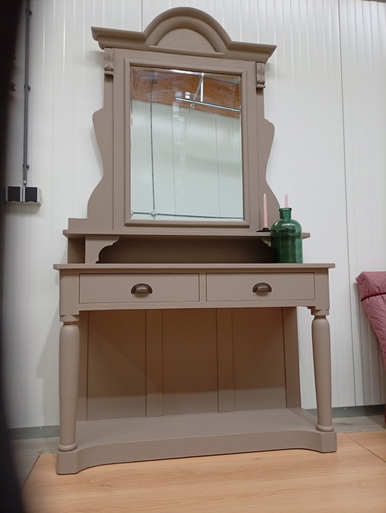 Image 1 of Coiffeuse + tables de chevet
