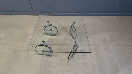 Image 1 of Glazen salontafel op wielen, jaren 80