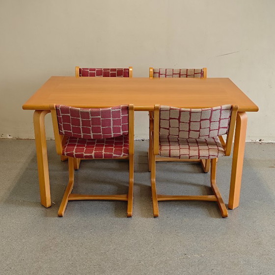 Image 1 of Ensemble table et chaises de salle à manger Club8 Danemark