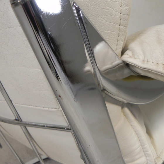 Image 1 of Poltrona Leolux, poltrona girevole con rivestimento in pelle bianca, anni '60