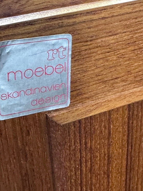 Image 1 of Mueble de almacenamiento escandinavo de teca de la década de 1970 de RT Moëbel