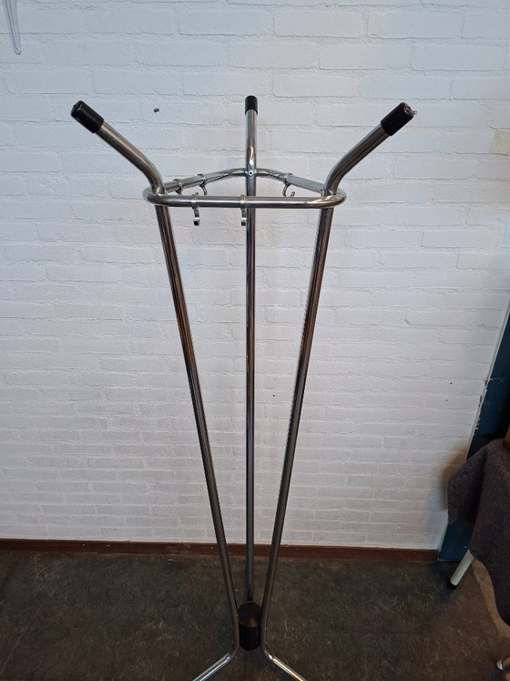 Image 1 of Perchero Tubax de Willy van der Meeren