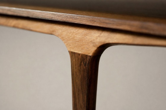 Image 1 of Mesa de centro danesa de palisandro, estilo moderno de mediados de siglo, con estante, década de 1960.