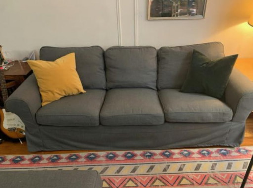 Canapé IKEA EKTORP avec pouf de rangement - Housses lavables pour un nettoyage facile !