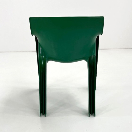 Fauteuil Gaudi Vert par Vico Magistretti pour Artemide, 1970s – Plastic (photo 4 of 11)