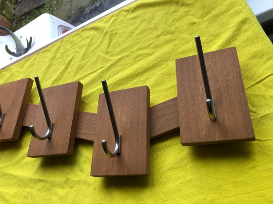 Image 1 of Appendiabiti da parete vintage in legno massello con 5 ganci - 94 cm
