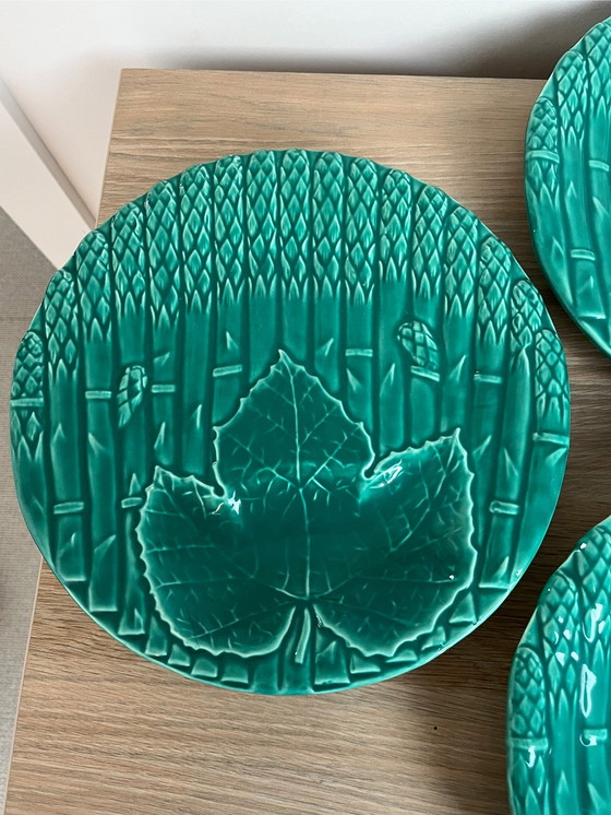 Image 1 of Splendido set di 4 piatti francesi Barbotine per asparagi – Maiolica turchese