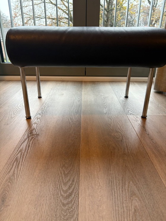 Image 1 of Reposapiés/puf LEOLUX