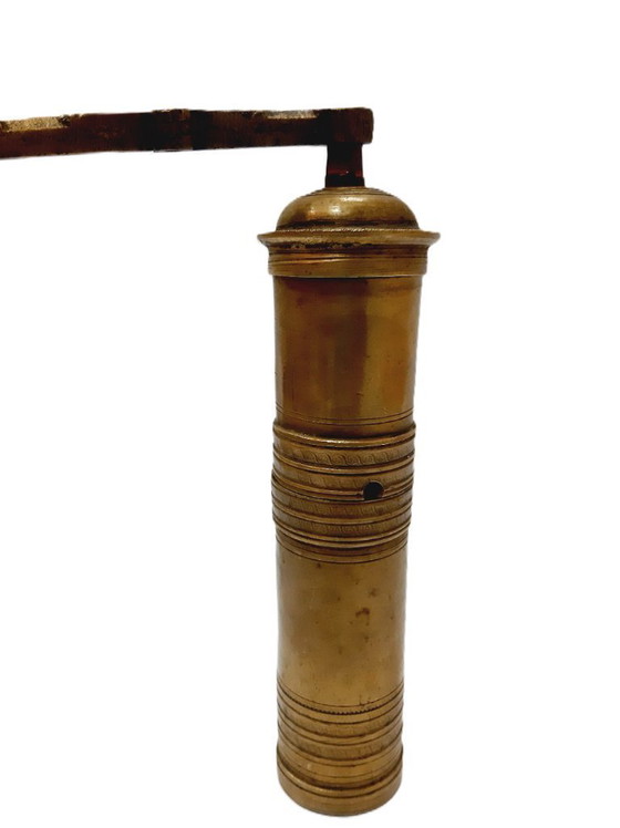 Image 1 of Macinacaffè manuale in ottone turco antico