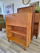 Mobile in legno vintage • Libreria e postazione di lavoro domestica