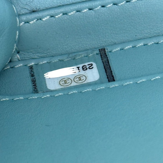 Tocador de Chanel – Bolsos cruzados, Calfskin (photo 13 of 13)
