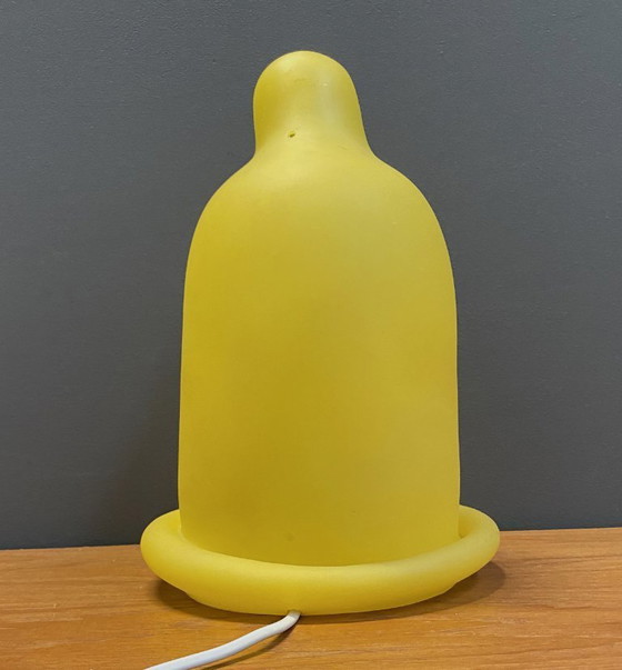 Image 1 of Gele tafellamp van Melek Fecht, model condoom