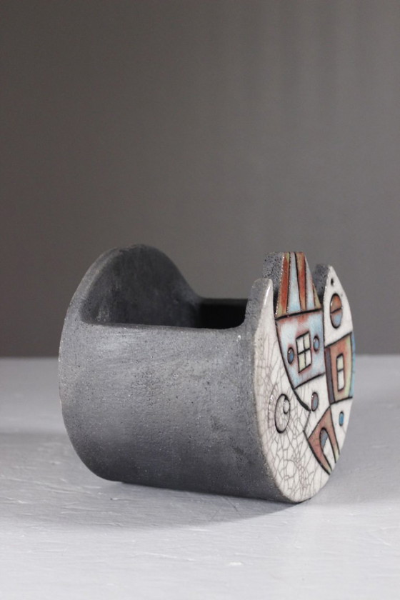 Image 1 of Antonella Facci - Raku vaas in postmodern designdorp Italië