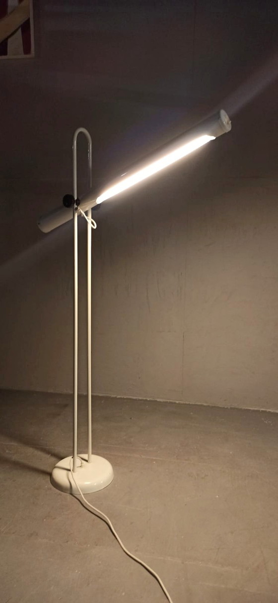 Image 1 of Postmoderne buis vloerlamp