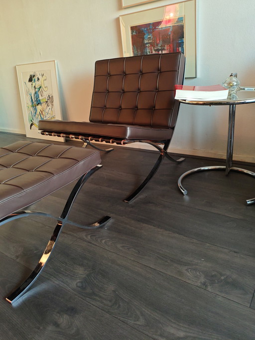 Knoll Barcelona Chair Mies van der Rohe, Brown Venezia Leather