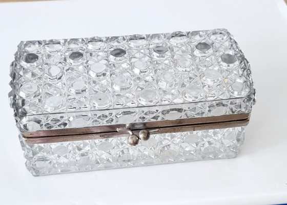 Image 1 of Antike Schmuckschatulle aus Pressglas