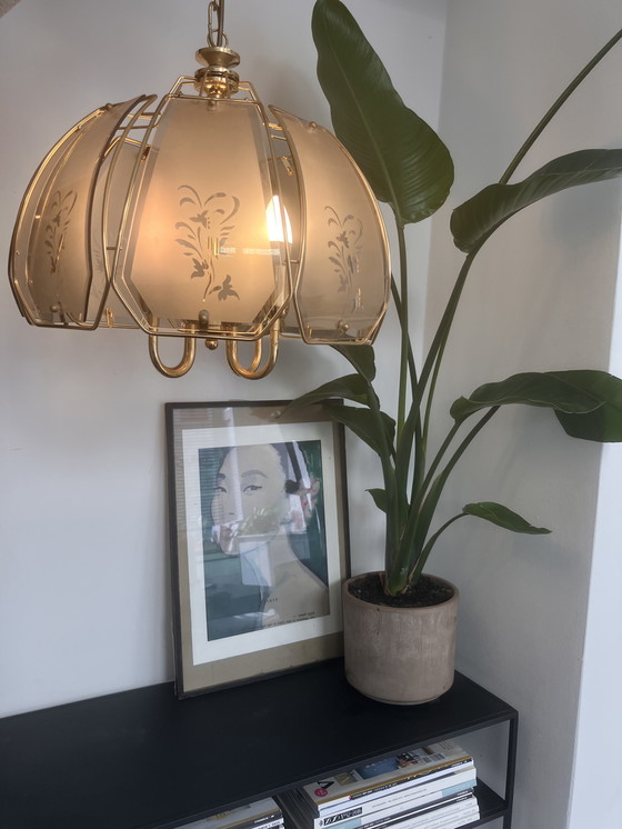 Image 1 of Suspension vintage Hollywood Regency en laiton doré