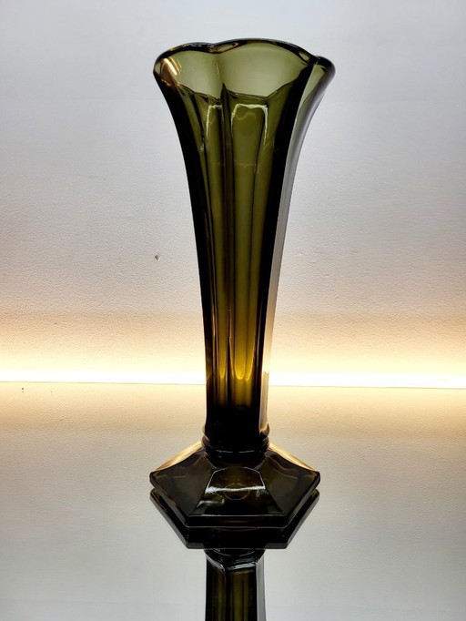 Jarrón Art déco Val Saint Lambert, serie Luxval modelo Américain L, color fumé, Bélgica