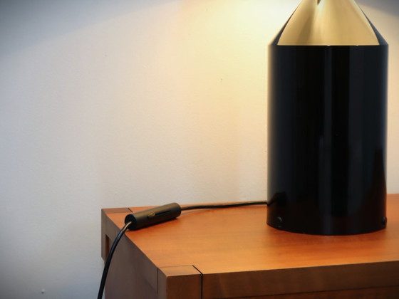 Image 1 of Oluce Atollo 233 table lamp Vico Magistretti large early version 1980s