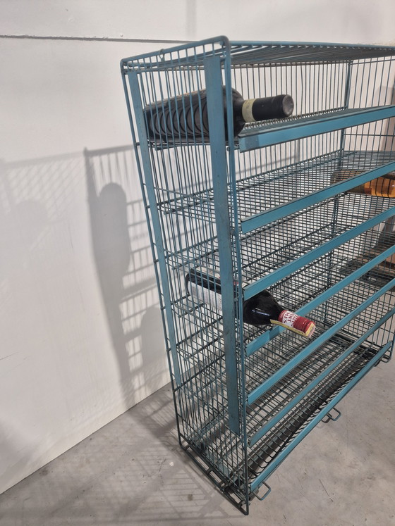 Image 1 of Casier à vin vintage bleu azur français