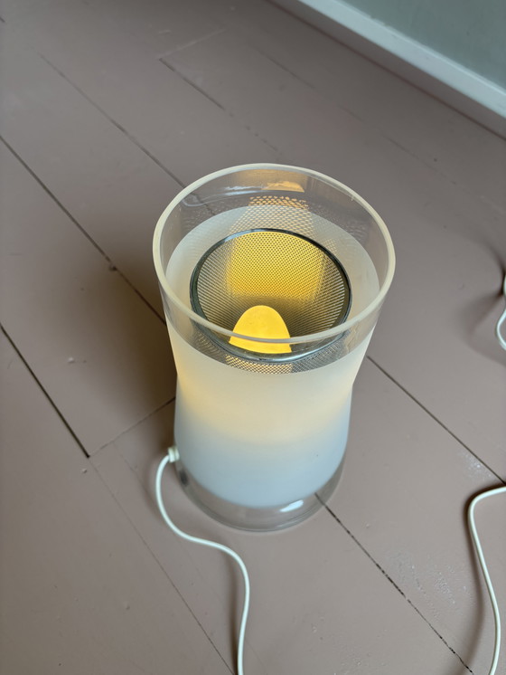 Image 1 of Lampe de table vintage IKEA, modèle B9919