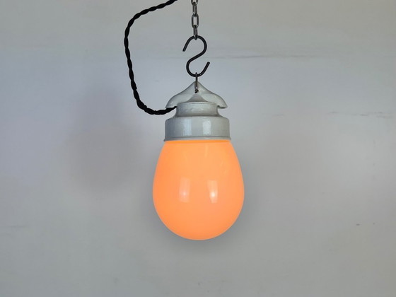 Image 1 of Vintage witte porseleinen hanglamp, jaren 70