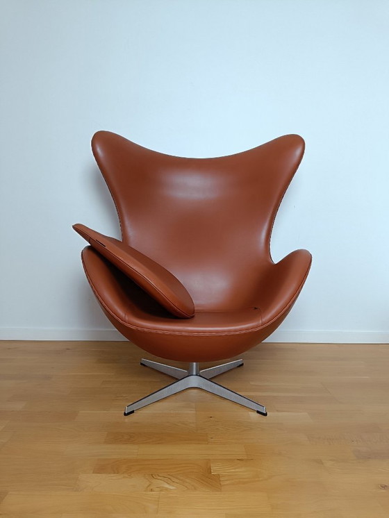 Image 1 of Arne Jacobsen - Chaise Egg - Arne Jacobsen - Chaise longue