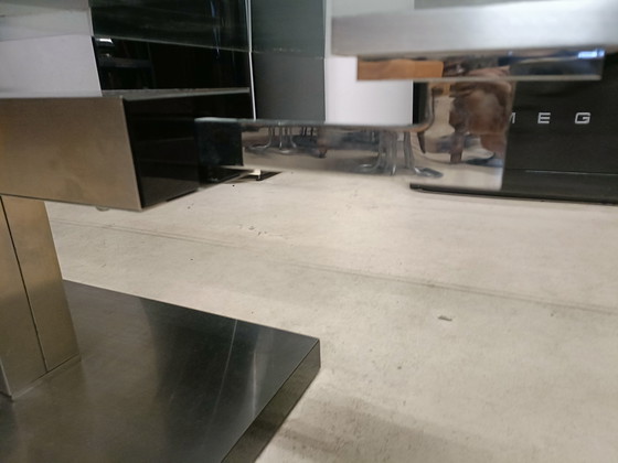 Image 1 of Ausziehbarer Couchtisch aus Glas