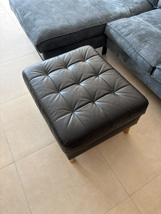 Poggiapiedi / tavolino da caffè in pelle (Landskrona IKEA) – Poggiapiedi e pouf (photo 3 of 5)