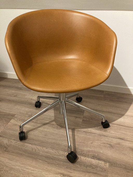 Hay About a Chair AAC53 Bureaustoel Bruin Leer