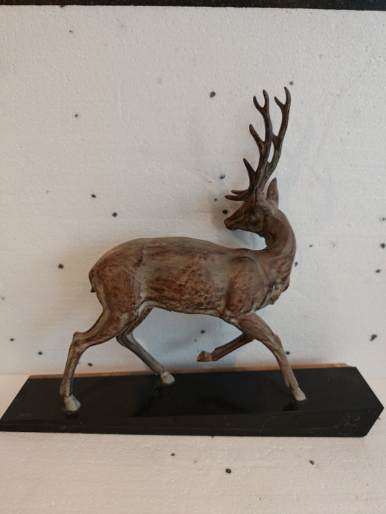 Art Deco sculpture of 1 male deer on a marble base by Gilot – Decorative Objects (photo 3 of 9)