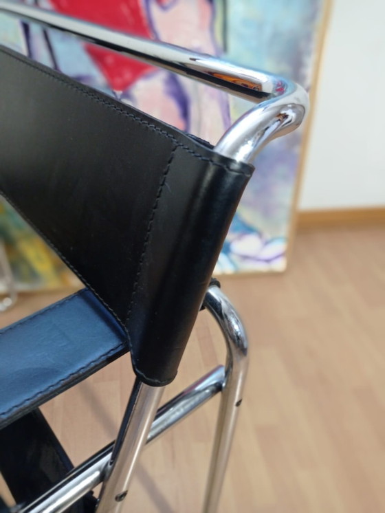 Image 1 of Poltrone Knoll Wassily B3 in pelle nera di Marcel Breuer