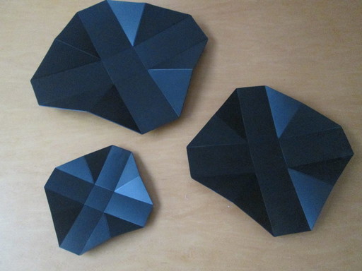 Design Set van 3 origami schalen gemaakt door Tair en Mercier (Parijs) in 1987.