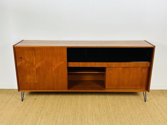 Image 1 of Enfilade haute vintage scandinave en teck, 1960