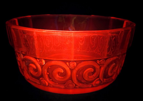 Art Deco Bowl - Selenium UV Reactive - Val St Lambert - Model "Rosette" - 1935 – Val Saint Lambert, Crystal (photo 3 of 7)