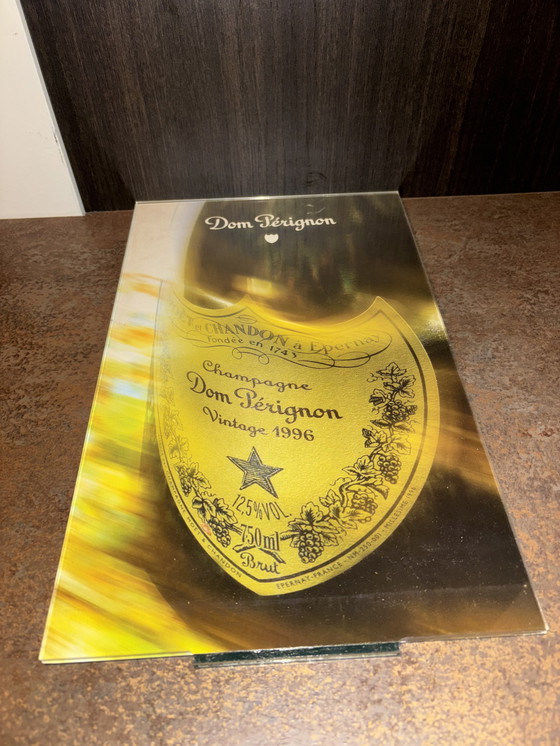 Image 1 of Dom Pérignon displaydummyfles incl. achterwand