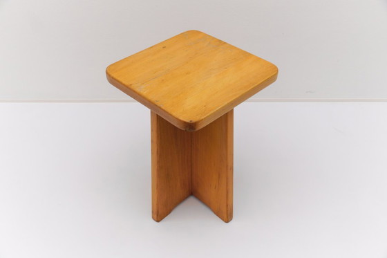 Image 1 of Conjunto de 6 taburetes de roble al estilo de Pierre Chapo, Francia, años 60